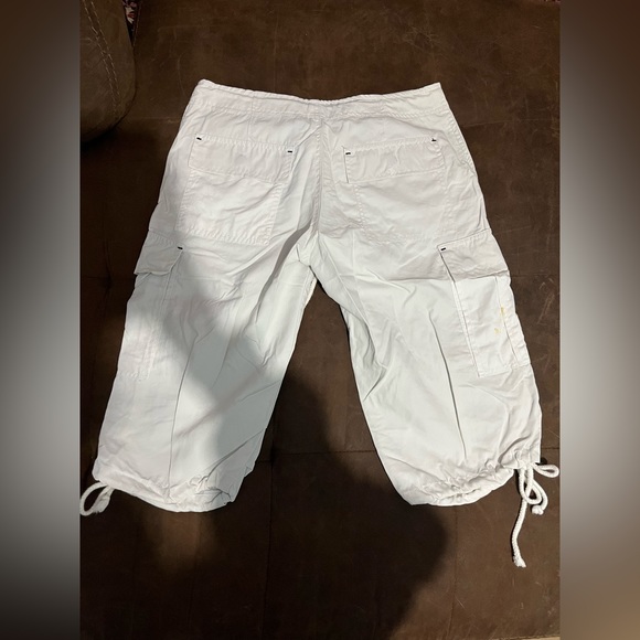 Women’s DKR Company Capris Pants - Picture 2 of 4